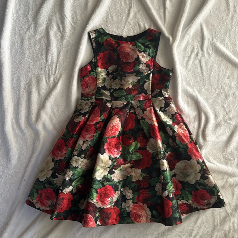 Pippa and Julie girls  size 10 floral dress